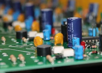 Montaggio Circuiti Stampati / schede elettroniche