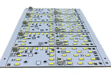Et Elettronica è specializzata anche nella produzione di circuiti stampati